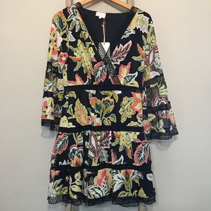 BNWT Entro Anthropologie Floral Bell sleeve Dress